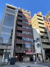 赤レンガ通りビルの外観
