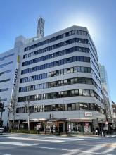 稲村・北辰ビルの外観