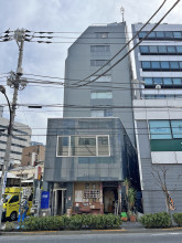 OSビルの外観