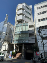 光ビルの外観