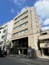 HOWAビルの外観