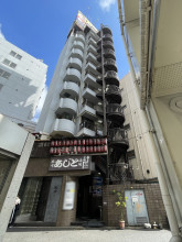 バーリータワーズの外観
