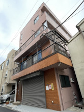 金岡マンションの外観