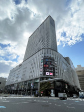 WeWork LINKS UMEDAの外観