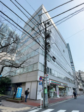 渋谷日本会館の外観