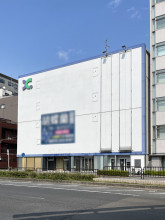 YMビルの外観