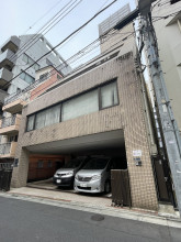 佐藤ビルの外観