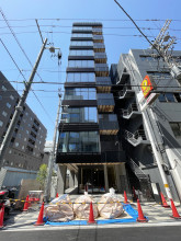 L.Biz大阪本町の外観