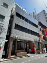 松岡ビルの外観