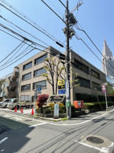 更生保護会館の外観