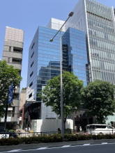 NH青山ビルの外観