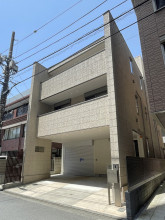 Tanaka Buildingの外観