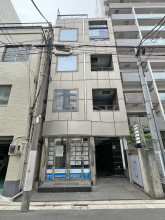 台東110ビルの外観