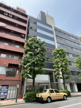 SVAX新宿B館の外観