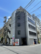 リベラル長島の外観