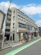 代々木TRビルの外観