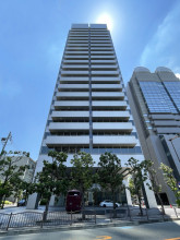 中之島インテスの外観