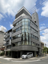 エーアイビルの外観