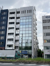 青山サクセスビルの外観