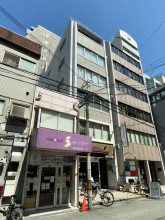 青柳ビルの外観