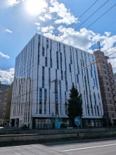 彌生大通りビルの外観