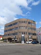 宇治園ビルの外観