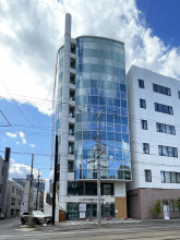 フナコシヤ南1条ビルの外観