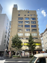 昌徳ビルの外観