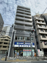 NJプレイスの外観