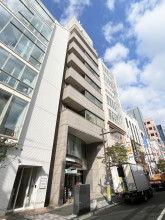 ダイハツ有楽町ビルの外観