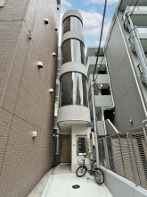 平井ビルの外観