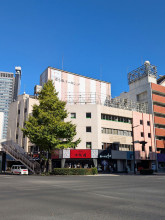 第三志ら梅ビルの外観