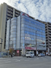 三栄木町通ビルの外観