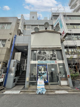 三宝ビルの外観