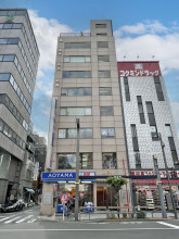 十仁ビルの外観