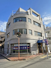 明陶ビルの外観