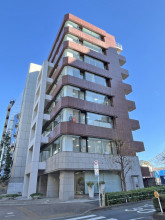 幡ヶ谷プラザビルの外観