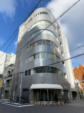 本町アートスクエアビルの外観