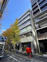 共同ビル兜町の外観