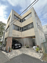 千駄ヶ谷RSビルの外観