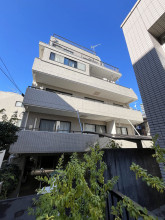 フォーレスト四谷の外観