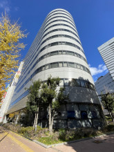 ニッセイ新大阪南口ビルの外観