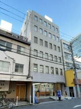 サンビルの外観