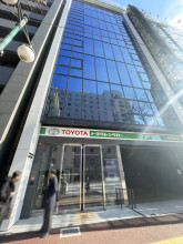 トヨタレンタリース福岡博多駅前ビルの外観