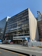 グランベル横浜ビルの外観