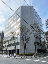 高麗橋ウエストビルの外観