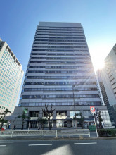 新大阪トラストタワーの外観