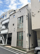 白山下ビルの外観