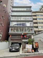 五番町コスモビルの外観