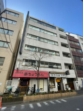 カテリーナ柳通りビルの外観